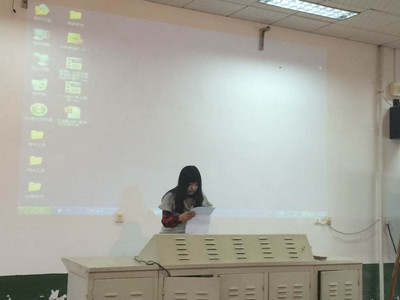 院员工会副主席王芮总结十月份各部门工作情况.jpg